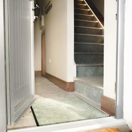 The Village アパート *